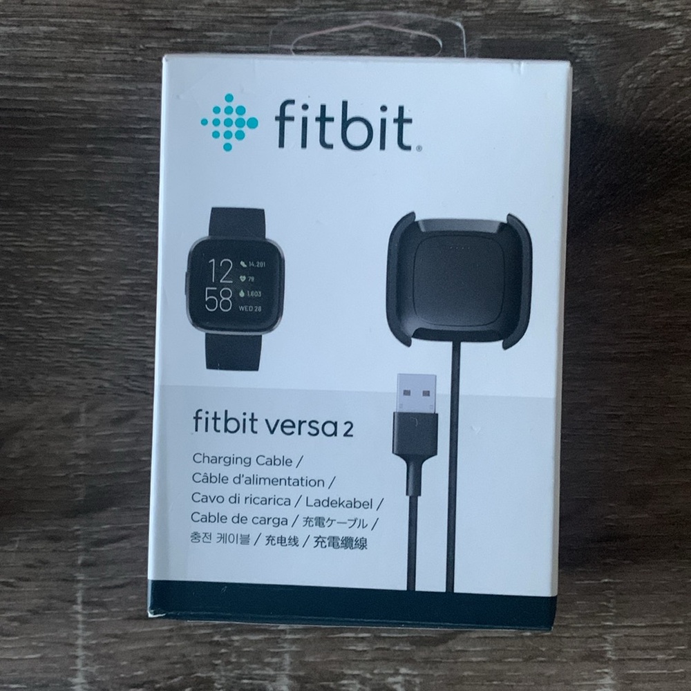 TT: Fitbit Versa 2 Straps, Bumpers and Chargers (watch is not included).